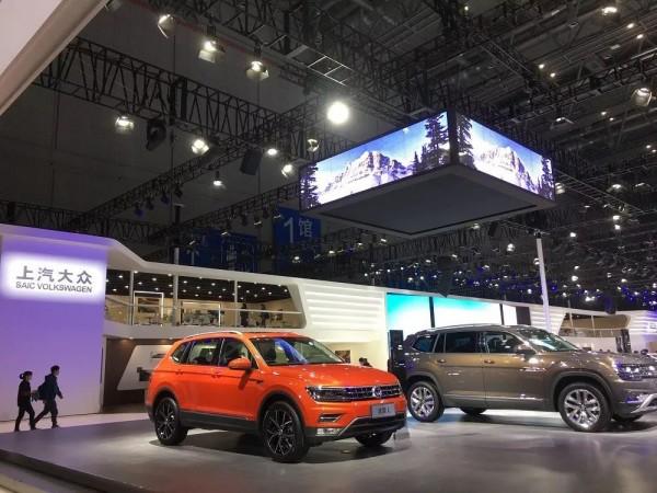 上海頒發(fā)首批無人駕駛車牌，智能交通新篇章開啟