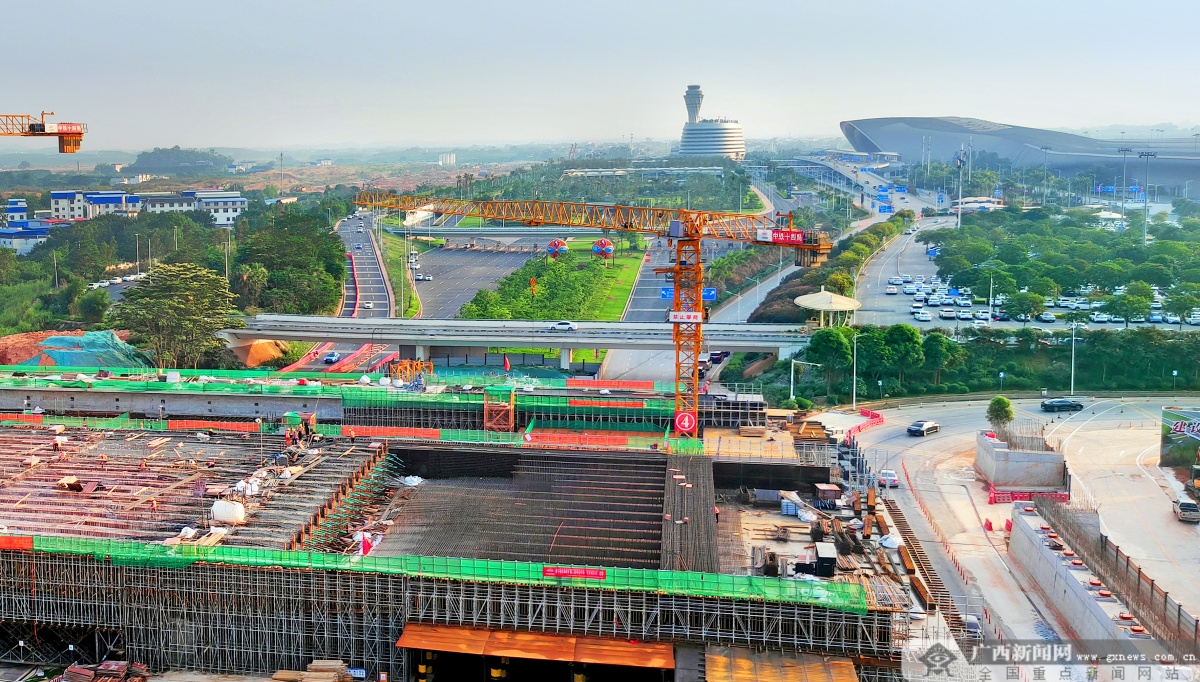 南寧吳圩國際機場T3航站樓二標段主體結(jié)構(gòu)封頂慶典圓滿落幕