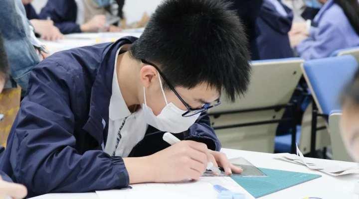 長沙學(xué)校揭秘，分層走班制的真實(shí)面貌