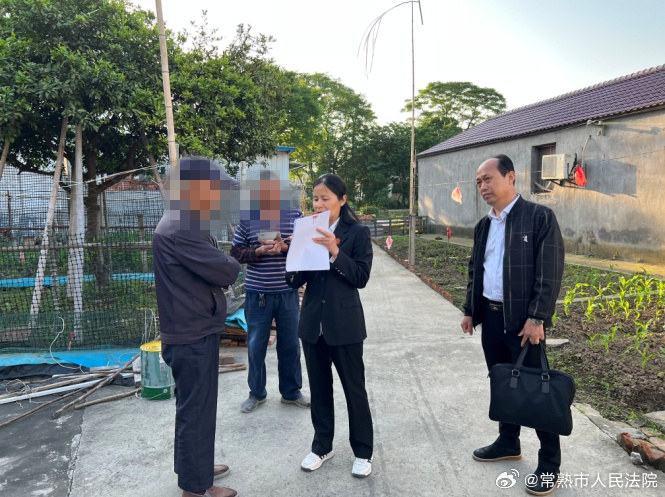 縣長回應(yīng)，開放縣政府大院，體現(xiàn)透明政府與公共責(zé)任