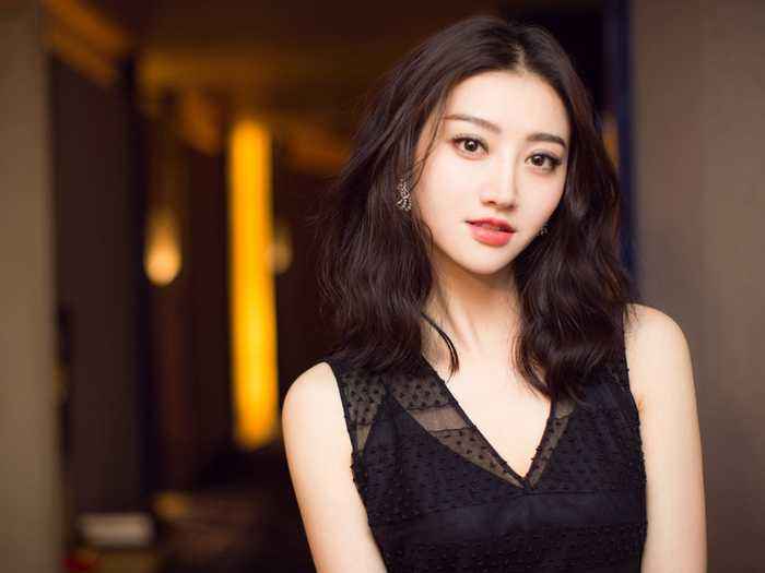 秦海璐金雞后臺的深夜靜謐時刻