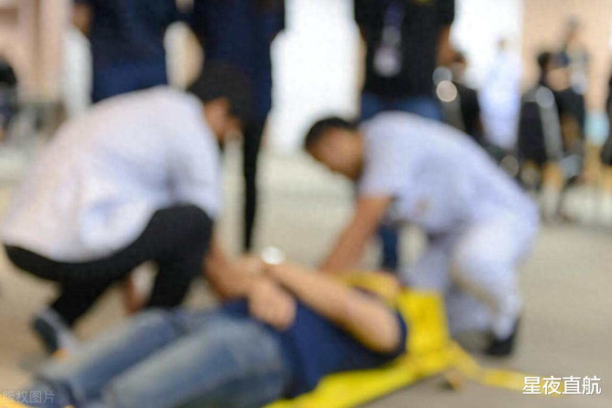 教師指認(rèn)猥褻現(xiàn)場(chǎng)墜亡，民警免予刑罰，悲劇背后的深思