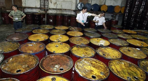 成都餐館地溝油事件引發(fā)警示與反思