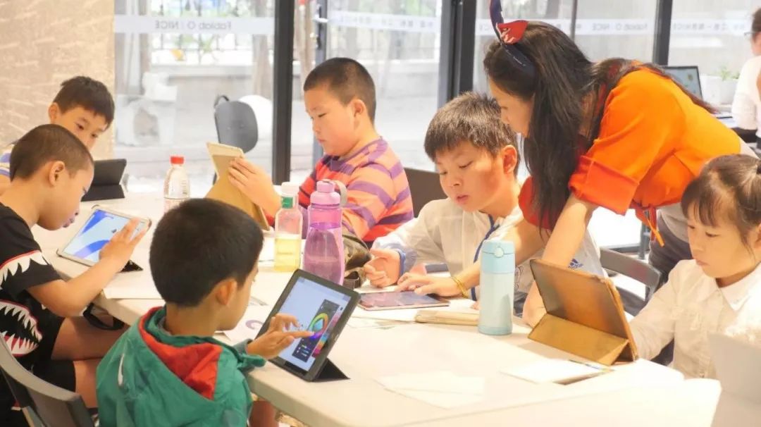 青少年教育課程創(chuàng)新引領(lǐng)關(guān)注熱潮