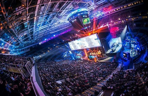 中國電競力量展現(xiàn)，電子榮耀時刻全球矚目