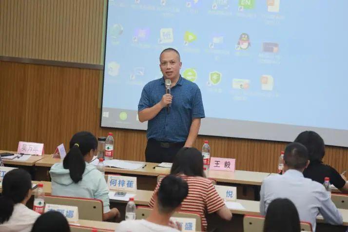 教師培養(yǎng)體系改革熱議再起