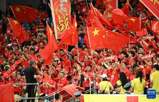 世界杯預選賽激戰(zhàn)正酣，國足小組局勢混亂至極