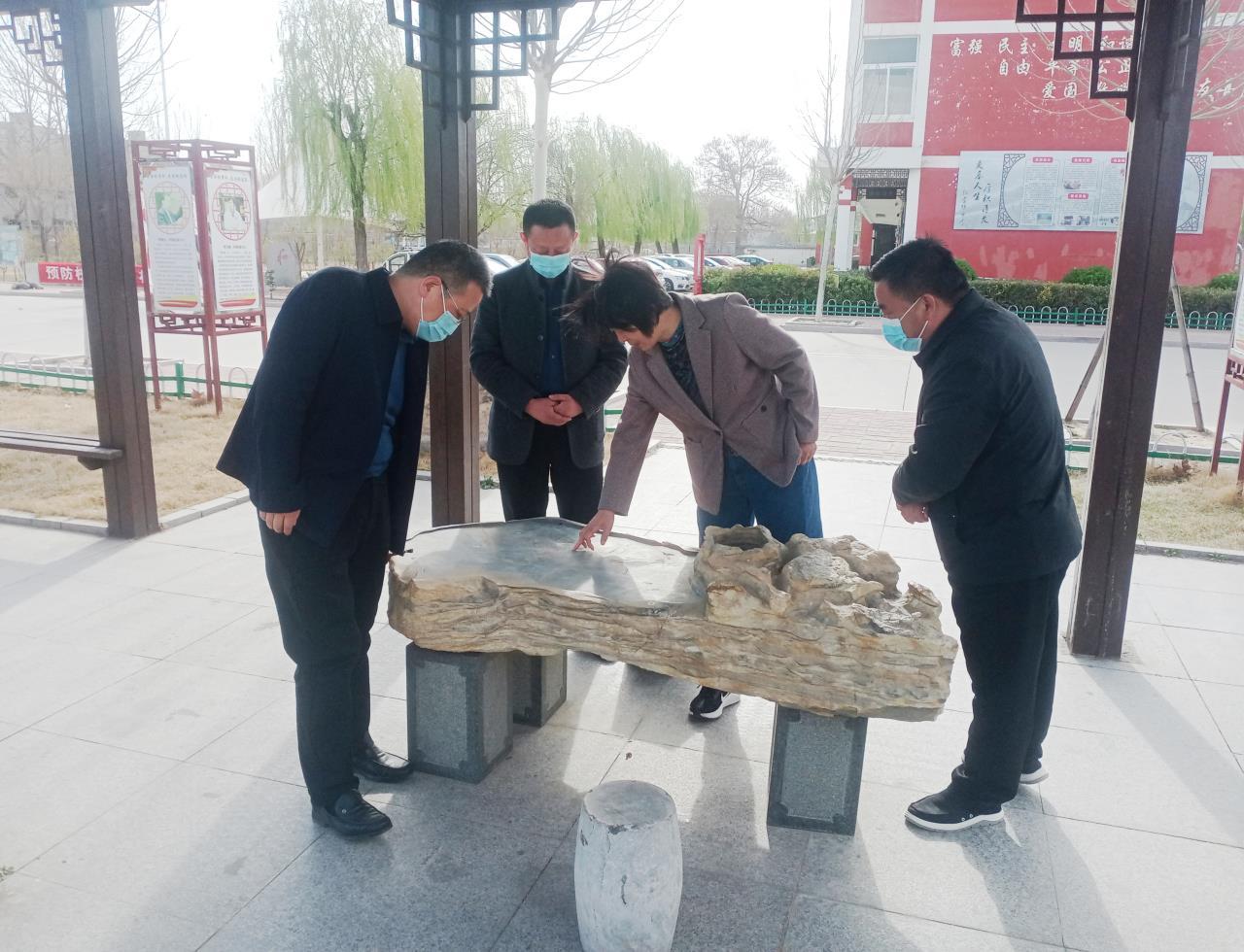 線上教育市場規(guī)模逐年擴大，趨勢、機遇與挑戰(zhàn)探析