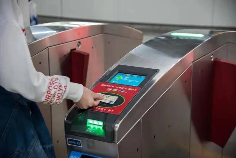 數(shù)字化轉(zhuǎn)型助力傳統(tǒng)產(chǎn)業(yè)升級提速