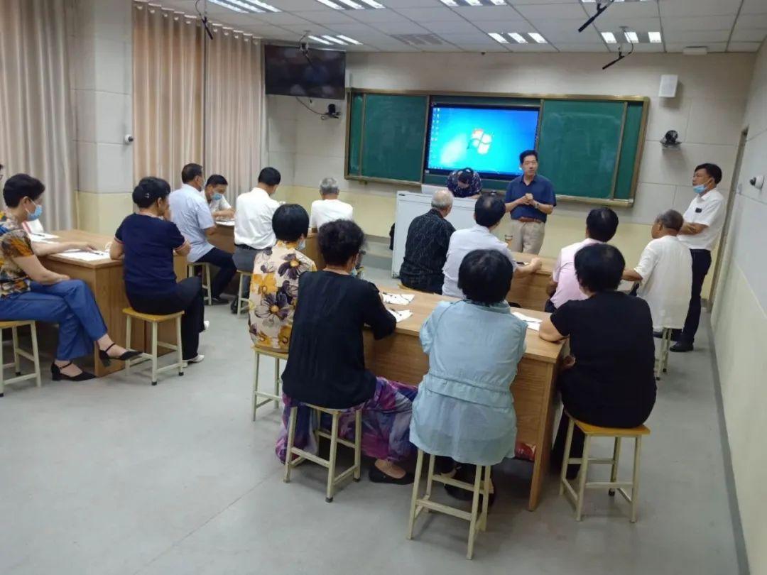 在線課程質(zhì)量引發(fā)熱議與討論