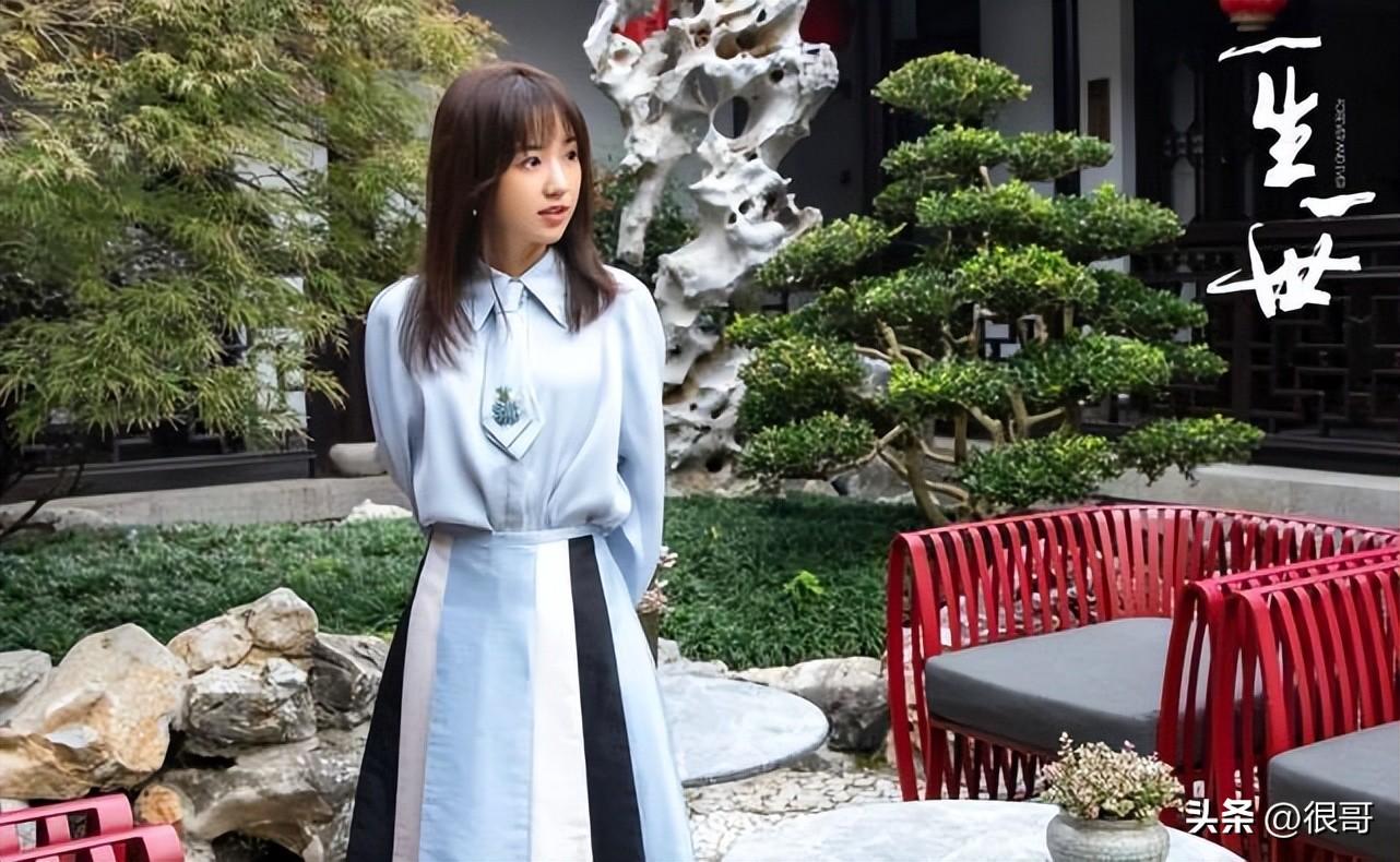 榮梓杉的成長(zhǎng)蛻變，身高變化見證驚人成長(zhǎng)