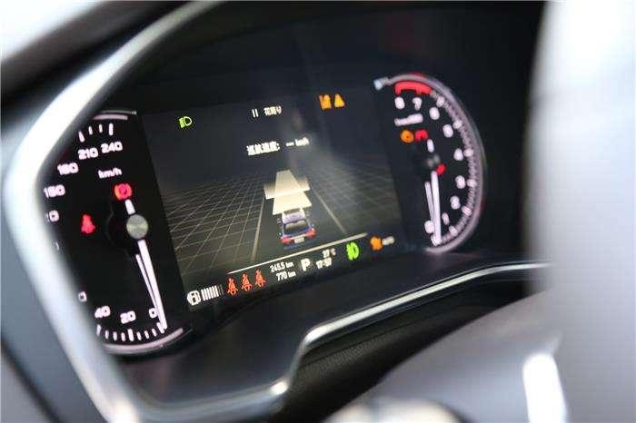 娛樂科技跨領(lǐng)域個(gè)性化服務(wù)的創(chuàng)新應(yīng)用探索