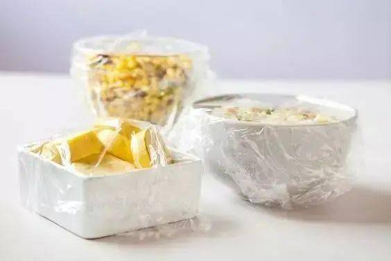 保鮮膜使用指南，避免浪費(fèi)的正確方法