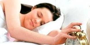 晨起一杯溫水，腸胃健康的秘訣