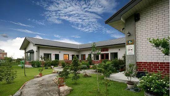 共享經(jīng)濟(jì)如何應(yīng)對(duì)市場(chǎng)競(jìng)爭(zhēng)的挑戰(zhàn)與機(jī)遇