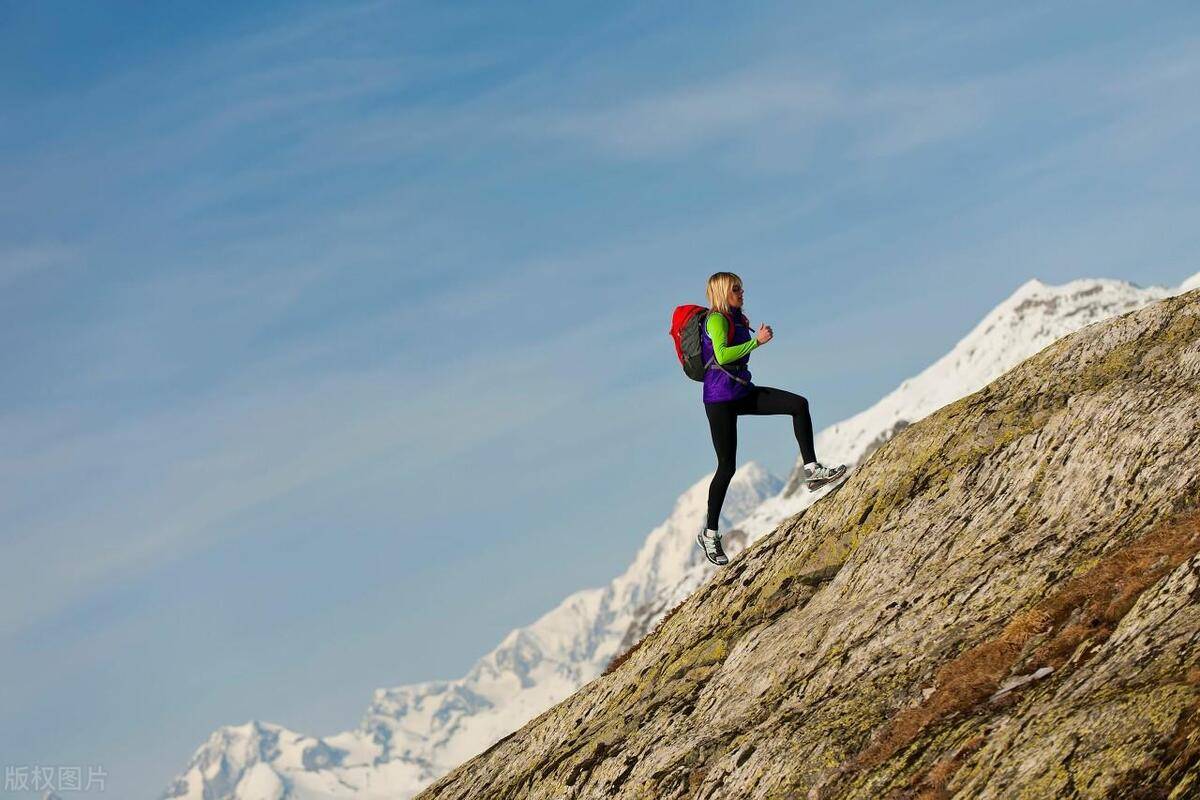 保持樂(lè)觀心態(tài)，迎接生活挑戰(zhàn)