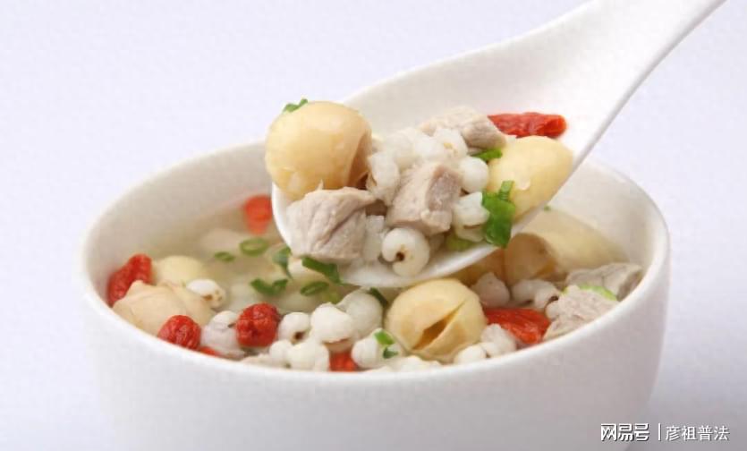 養(yǎng)生食譜，助力清除體內(nèi)濕氣，重塑健康體態(tài)