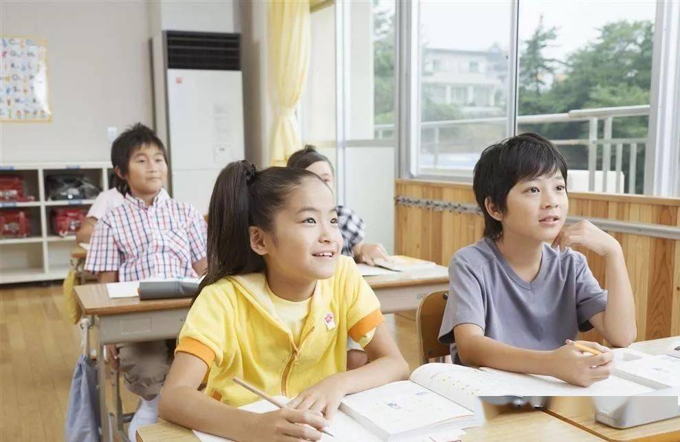 多文化教育對(duì)學(xué)生職業(yè)發(fā)展的影響探究