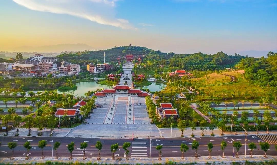 多元文化教育與全球經濟發(fā)展的緊密關聯(lián)，教育推動經濟發(fā)展新動力