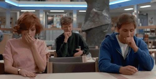 旅行必備知識(shí)，預(yù)防食物中毒和水土不服攻略