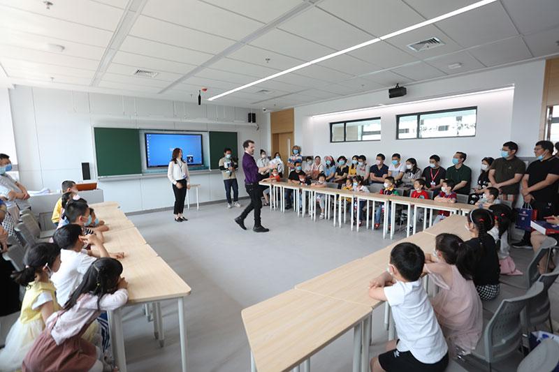 教育與科技融合推動(dòng)個(gè)性化學(xué)習(xí)路徑的創(chuàng)新革命