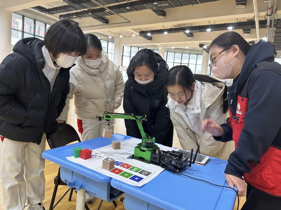 教育與科技融合，培育未來科技創(chuàng)新人才