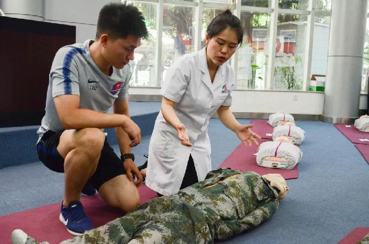 家庭急救創(chuàng)傷包扎技巧與注意事項(xiàng)