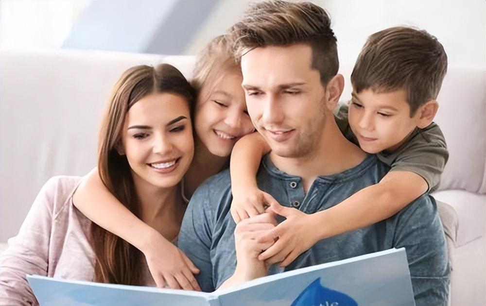 學(xué)校與家庭攜手推動(dòng)青少年心理健康教育的重要性