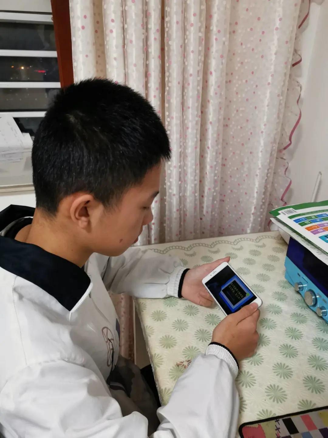 青少年心理健康教育在情緒管理中的關(guān)鍵作用