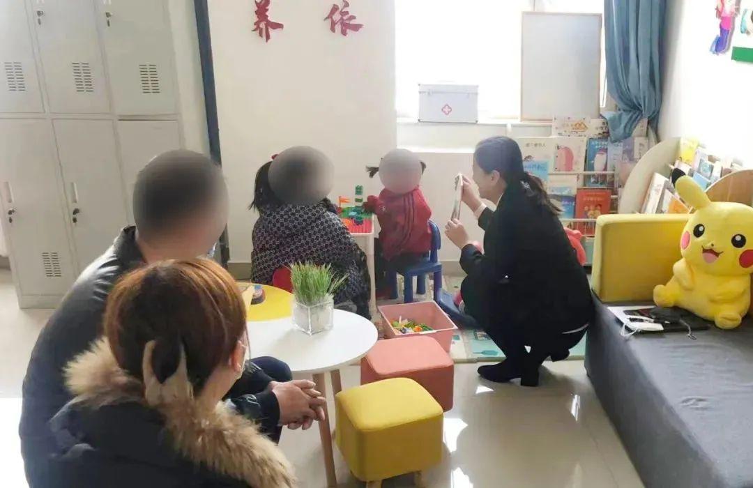 引導青少年認識并管理情緒的有效方法