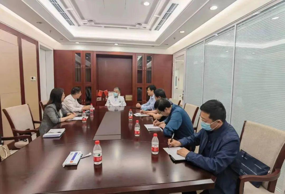 中醫(yī)與現(xiàn)代醫(yī)學(xué)結(jié)合的養(yǎng)生優(yōu)勢(shì)解析