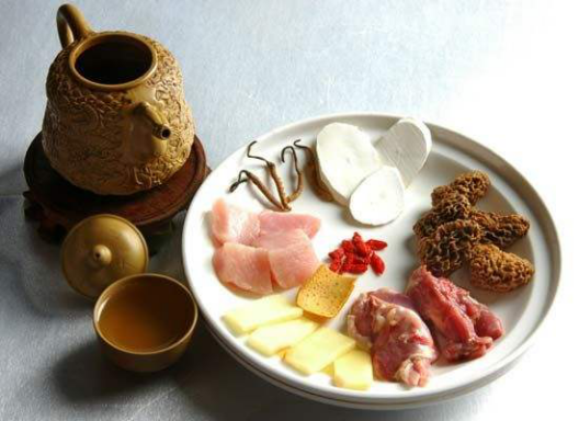 中醫(yī)養(yǎng)生常識，飲食調(diào)理與日常保健之道