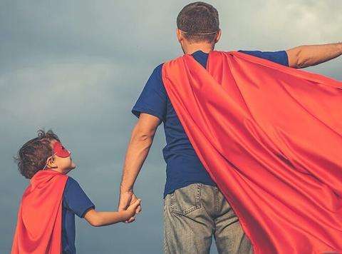 父母榜樣力量，塑造孩子人生選擇的深刻影響