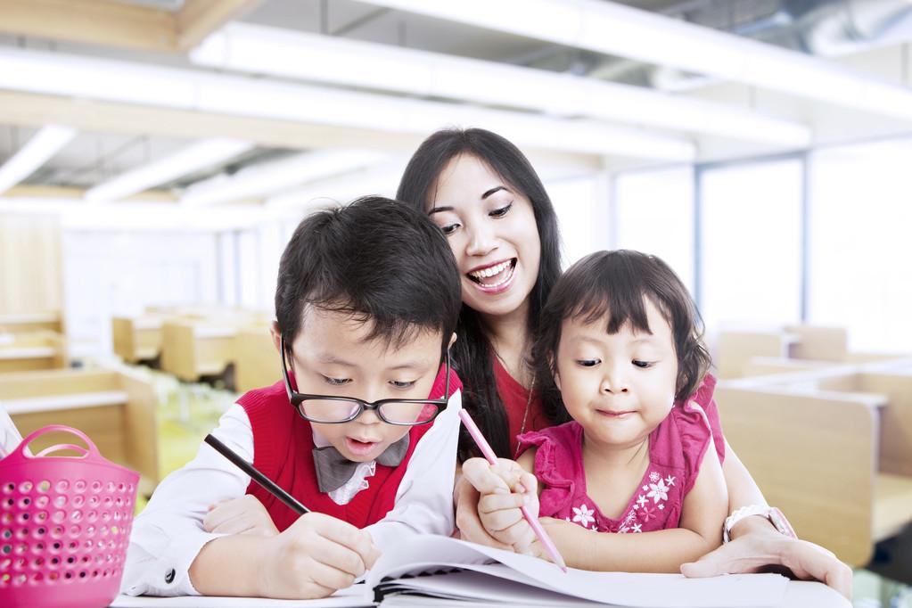 父母如何與孩子良好溝通，助力解決問題之道