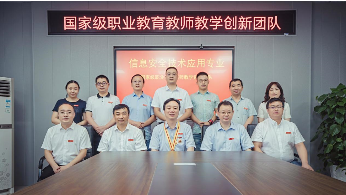 職業(yè)教育雙師型教師隊伍建設(shè)，現(xiàn)狀、挑戰(zhàn)與加強(qiáng)策略