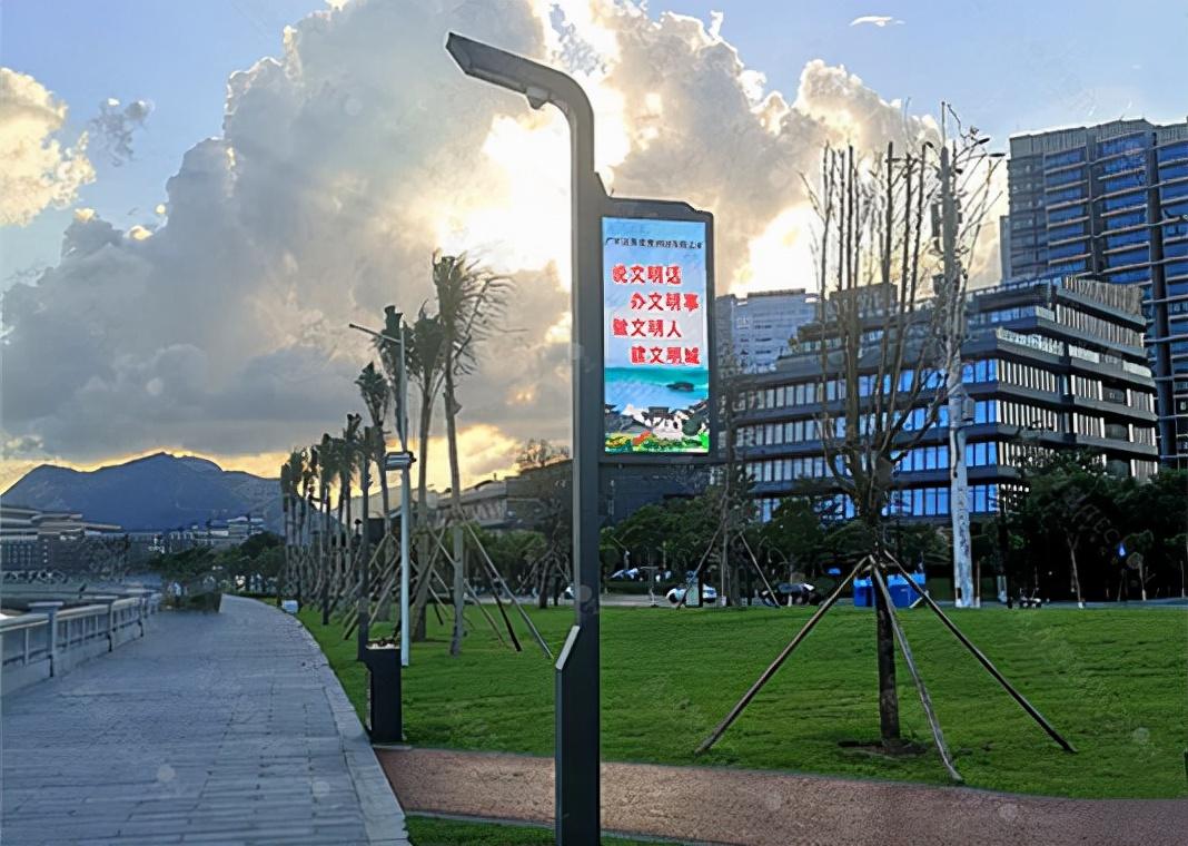 智慧城市與文化娛樂產(chǎn)業(yè)融合發(fā)展的創(chuàng)新路徑