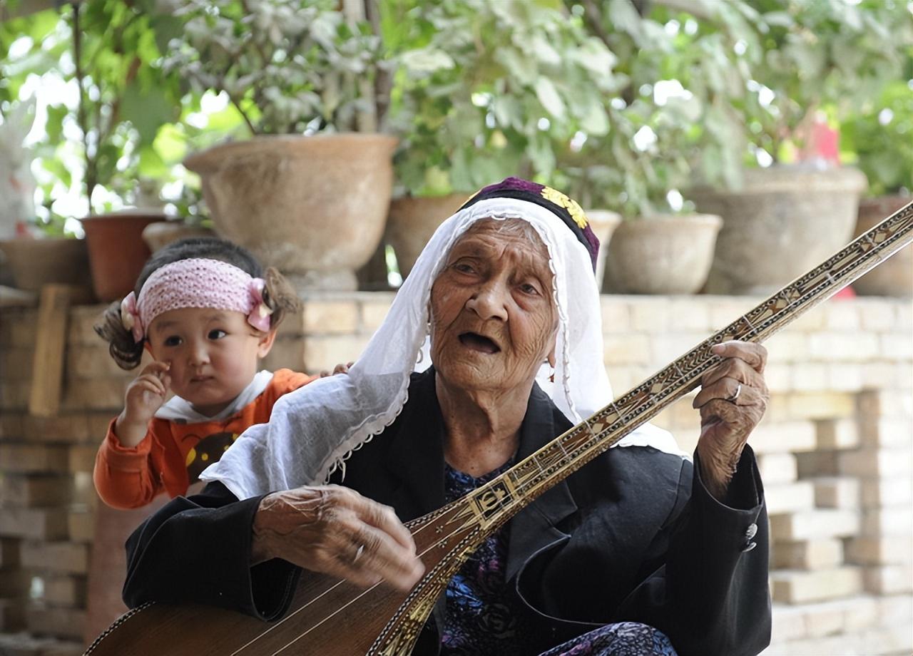 吉尼斯世界紀(jì)錄認(rèn)證最長(zhǎng)壽男子，超越常人，傳承長(zhǎng)壽智慧之道