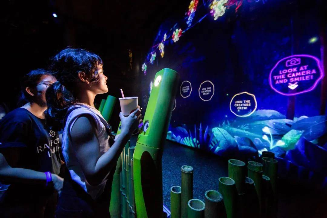 沉浸式娛樂中的個性化服務(wù)深度應(yīng)用探究