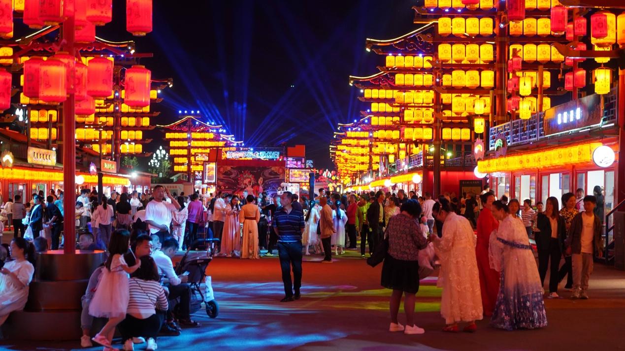 數(shù)字化平臺重塑傳統(tǒng)演藝產(chǎn)業(yè)模式