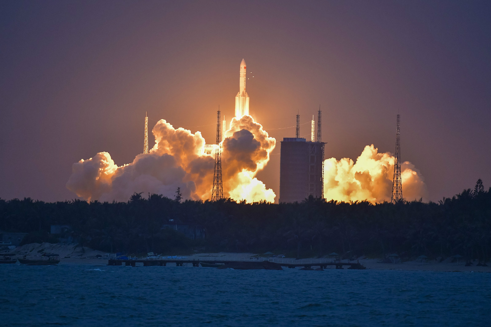 全球航天科技競賽激烈，探索宇宙的新時(shí)代挑戰(zhàn)與機(jī)遇并存