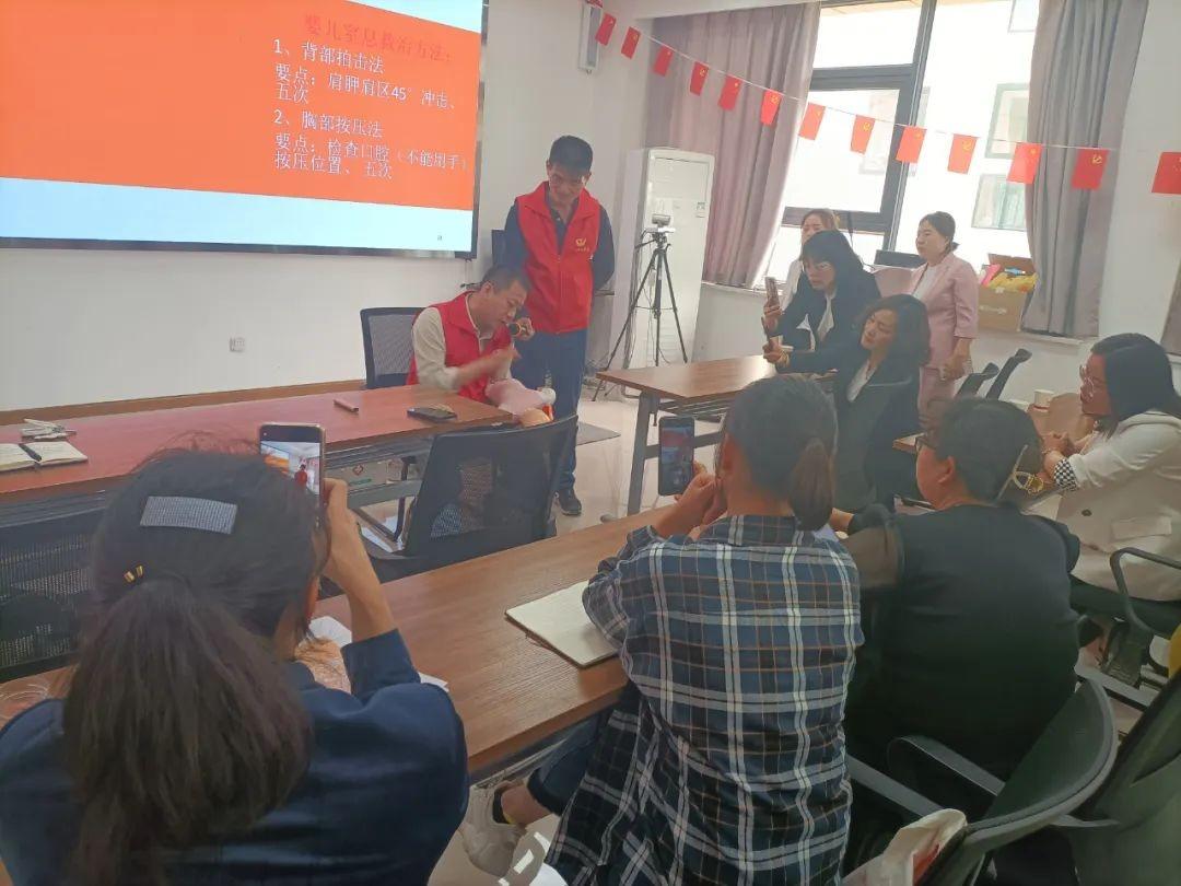 家庭急救創(chuàng)傷包扎技巧與注意事項(xiàng)