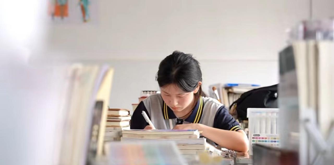 中專生的輝煌之路，被七家企業(yè)追捧的青春傳奇故事