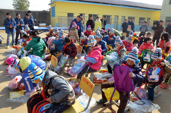 鄉(xiāng)村兒童教育之光大型公益活動(dòng)啟動(dòng)