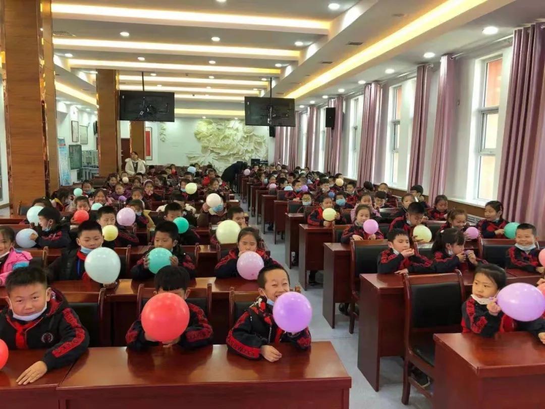 青少年心理健康教育實(shí)踐模式的探索與啟示