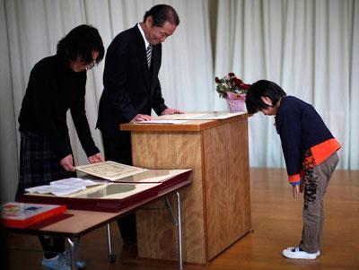 家庭教育，培養(yǎng)孩子健康飲食習慣的關鍵策略