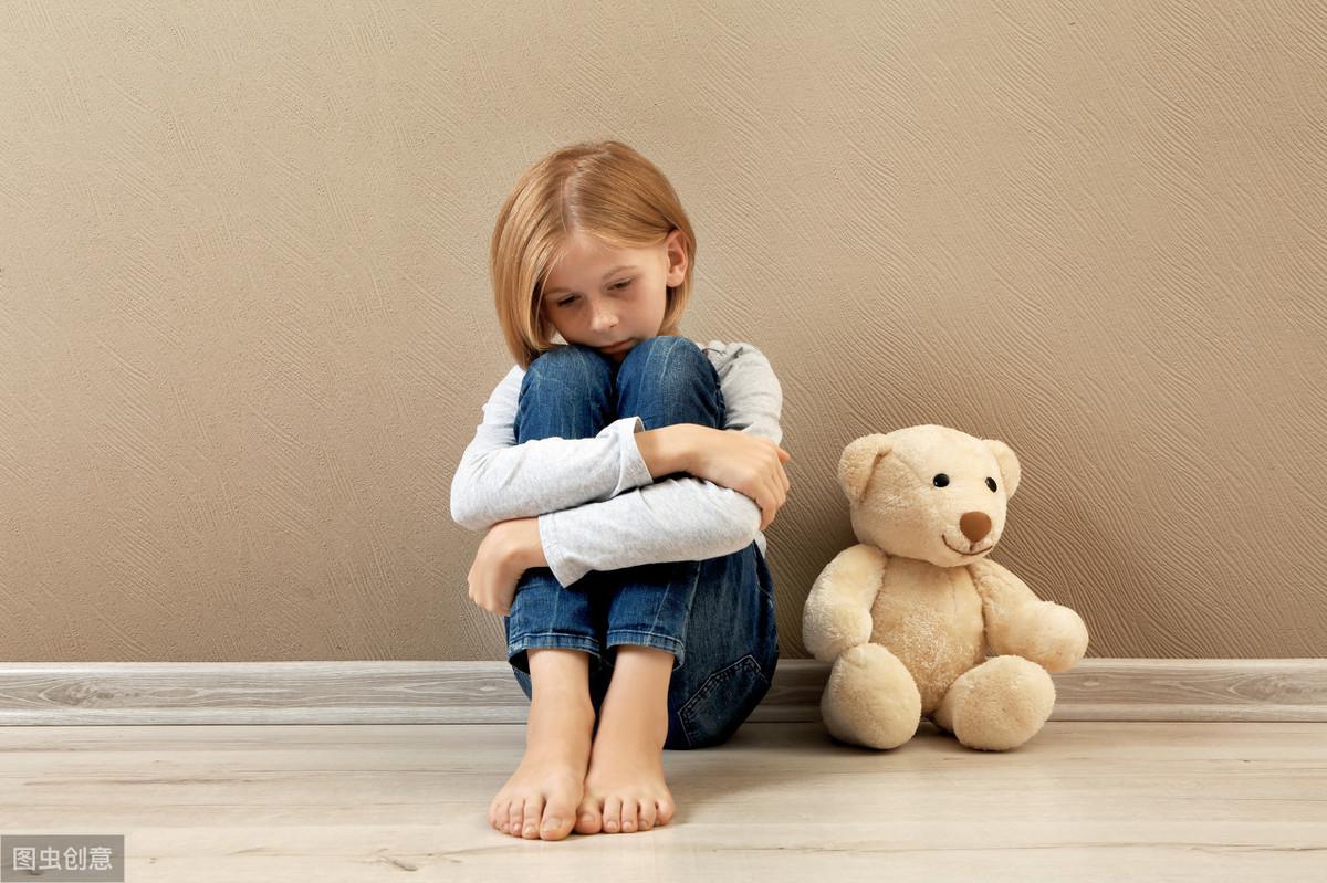 家庭教育對孩子社會適應(yīng)能力發(fā)展的影響