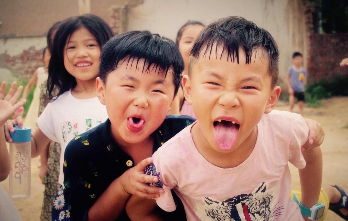 家庭教育，如何助力孩子增強(qiáng)自我認(rèn)同感