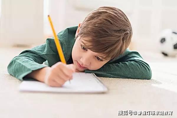 父母指導(dǎo)孩子戰(zhàn)勝拖延癥的實(shí)用方法