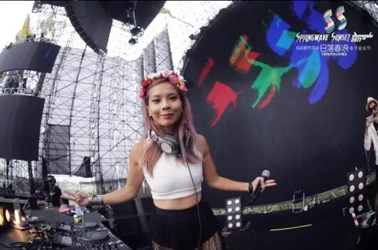 夜夜躁狠狠躁2021,高效引導(dǎo)全域決策_(dá)極智版62.97.02