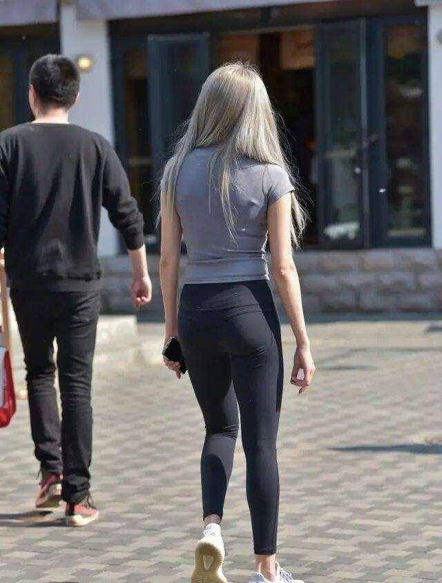 丁字褲少婦露黑毛,科技創(chuàng)新引領(lǐng)行業(yè)進(jìn)步_智變版46.06.43